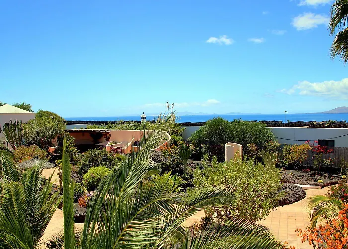 App 5a - Sonniger Balkon, Meerblick, Sehr Ruhig, 5 Min Zum *